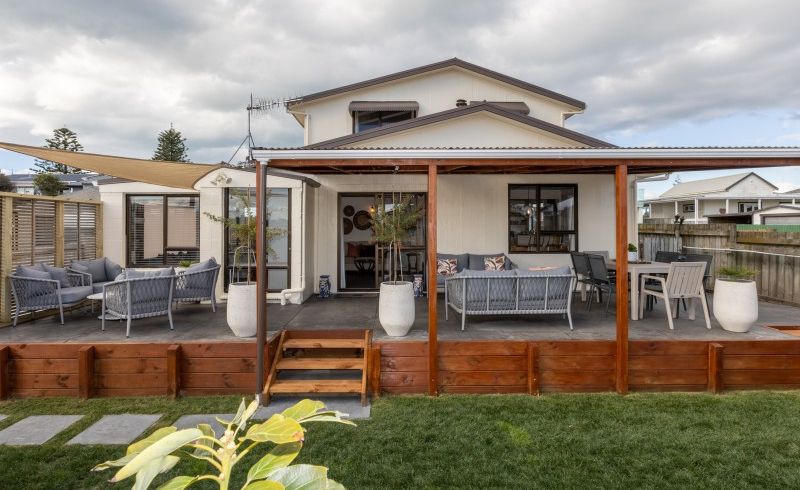  at 1/204 Te Awa Avenue, Awatoto, Napier