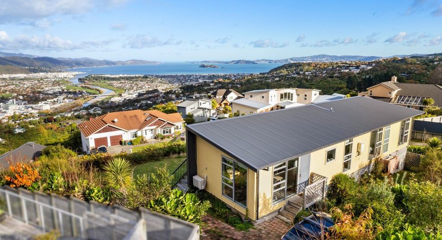  at 22 Arahiwi Grove, Tirohanga, Lower Hutt