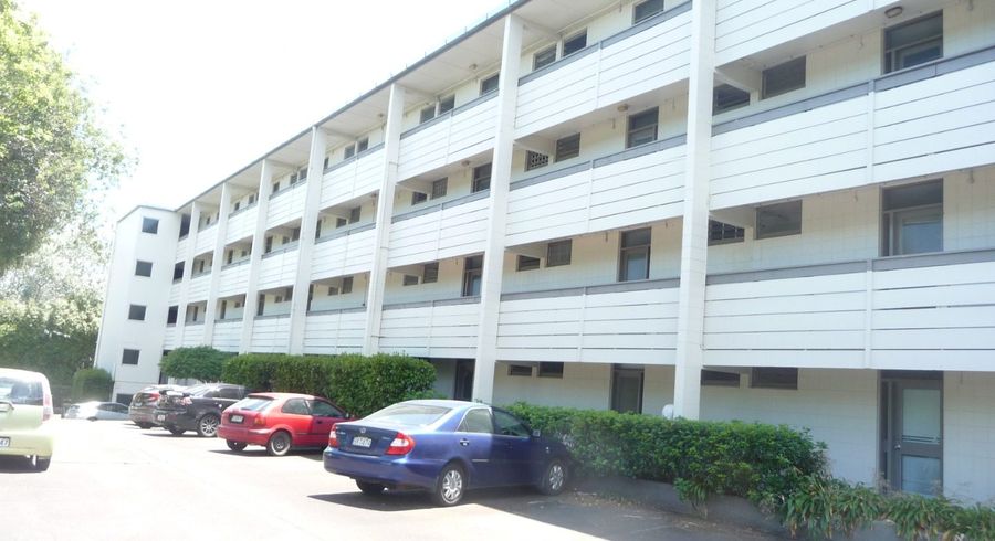  at 40/18 Edenvale Crescent, Mount Eden, Auckland City, Auckland
