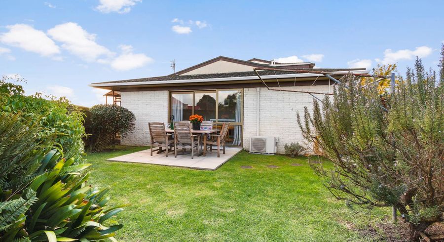  at 1/14 Howlett Street, Waterview, Auckland