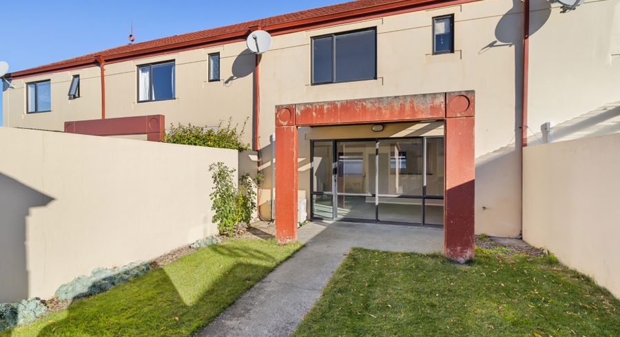  at 8/42 Stanmore Road, Phillipstown, Christchurch City, Canterbury