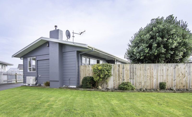  at 27 Gemini Avenue, Milson, Palmerston North