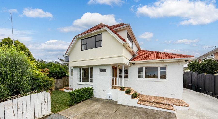  at 10 Ruarangi Road, Mount Albert, Auckland