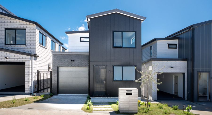  at 22 Mita Road, Silverdale, Rodney, Auckland