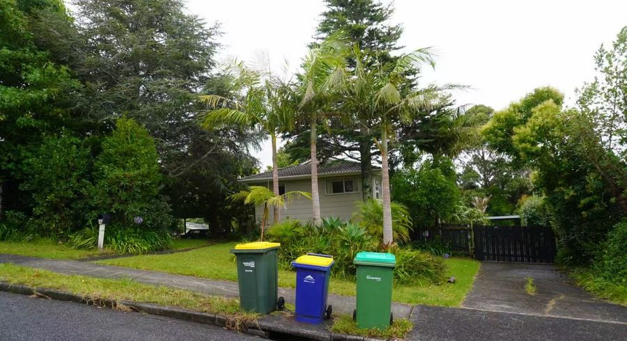  at 62 Weatherly Road, Torbay, North Shore City, Auckland
