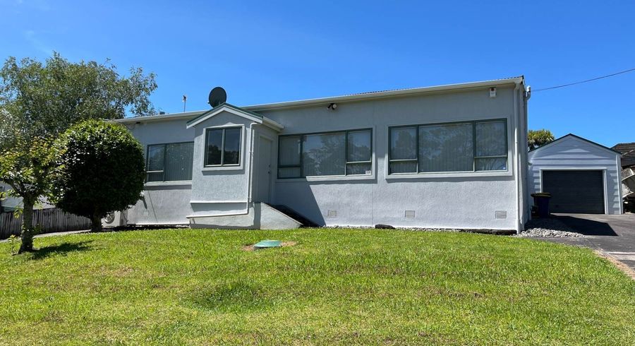  at 71 Rangeview Road, Sunnyvale, Waitakere City, Auckland