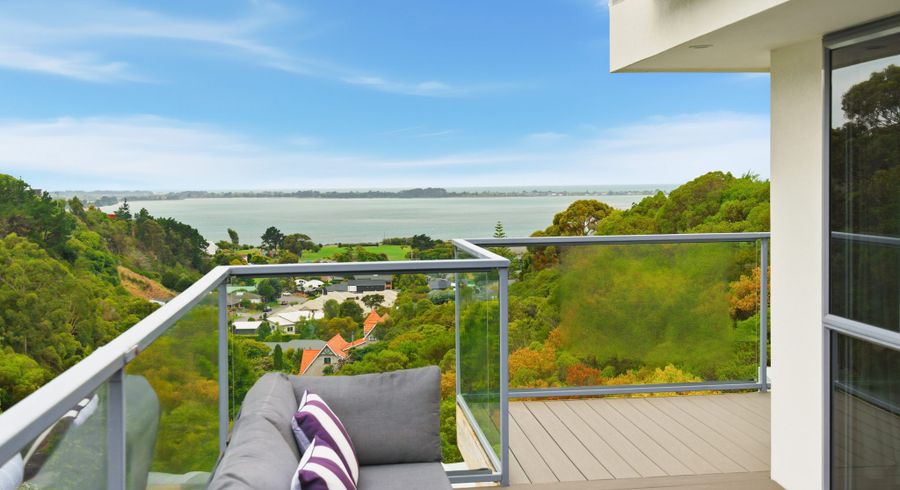  at 10 Cadiz Lane, Mount Pleasant, Christchurch City, Canterbury