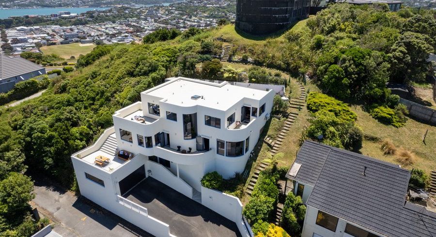  at 10 Inverell Way, Seatoun, Wellington