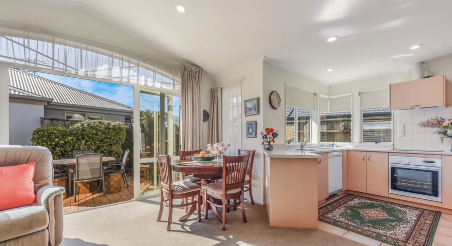  at 15 Magnolia Place, Richmond