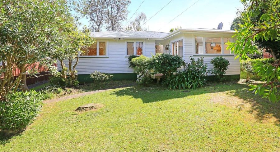  at 3 Bellamy Place, Blockhouse Bay, Auckland City, Auckland