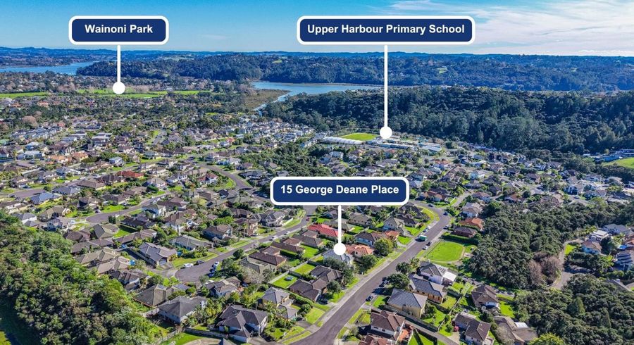  at 15 George Deane Place, Greenhithe, Auckland