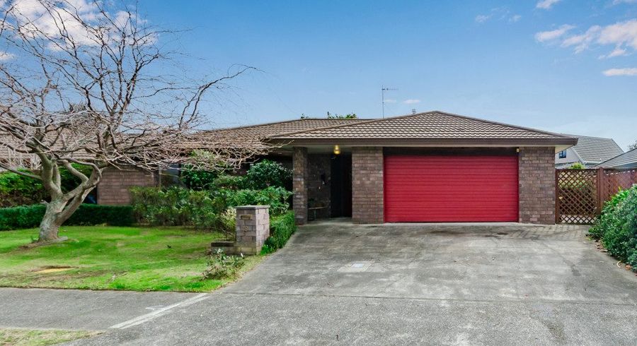  at 19 Hadleigh Court, Paraparaumu