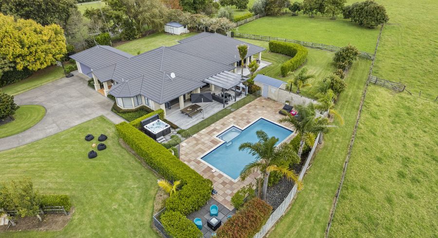  at 81 Whitford Park Road, Manurewa