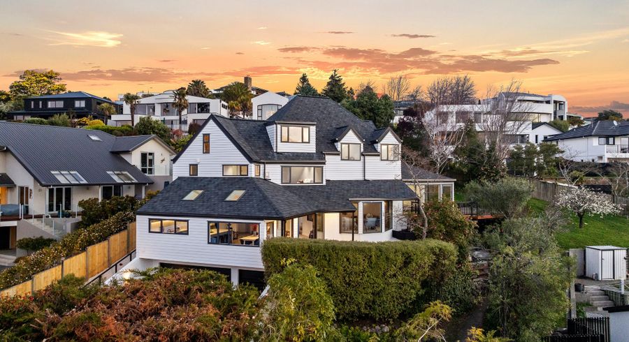  at 24 Nehru Place, Cashmere, Christchurch City, Canterbury