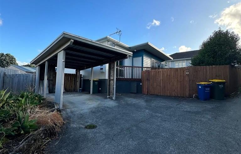  at 72 Kervil Avenue, Te Atatu Peninsula, Waitakere City, Auckland