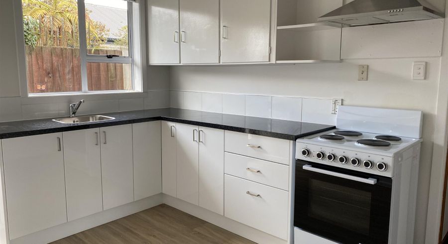  at 2-142 Geraldine Street, Edgeware, Christchurch City, Canterbury