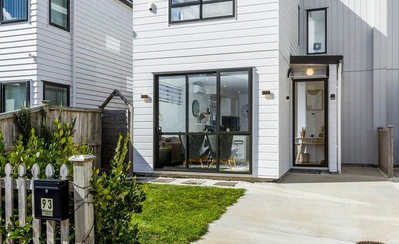  at 93 Bellbird Street, Papakura, Papakura