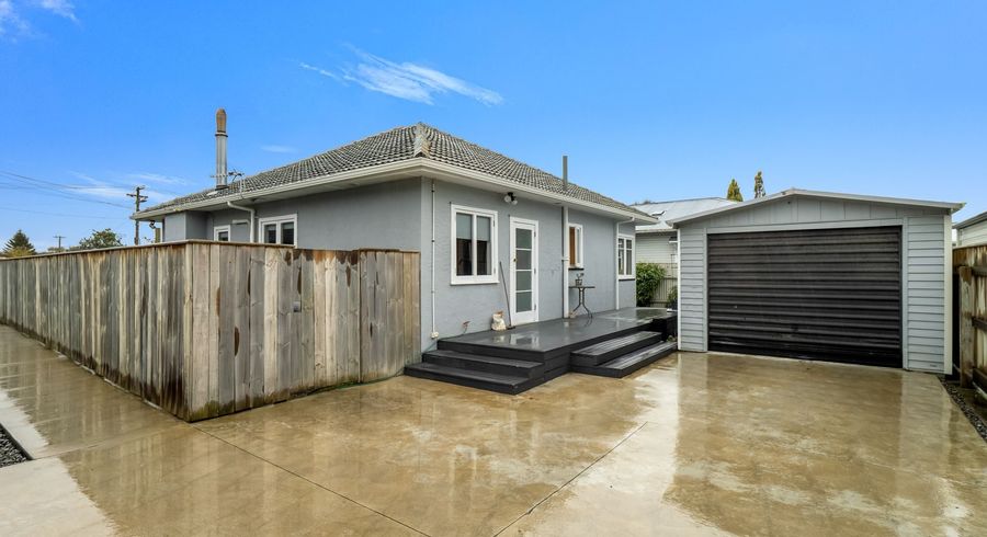  at 43 Field Street, Aramoho, Whanganui, Manawatu / Whanganui