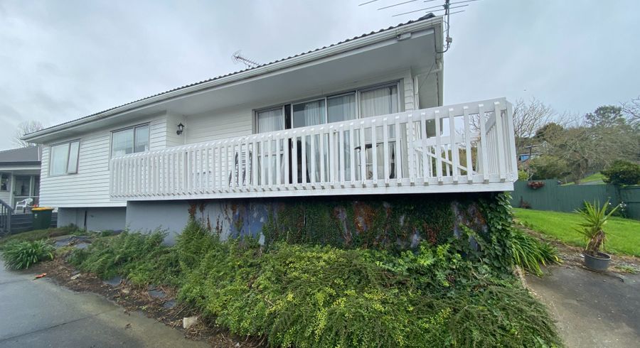  at 6 Yarra Place, Botany Downs, Manukau City, Auckland