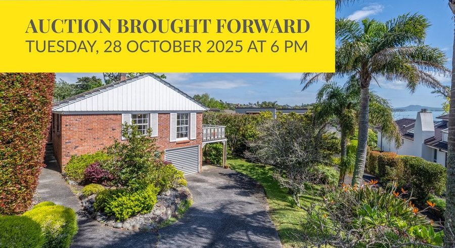  at 8 Pleasant Place, Mellons Bay, Manukau City, Auckland