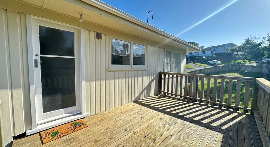  at 1/117 Aranui Road, Mount Wellington, Auckland