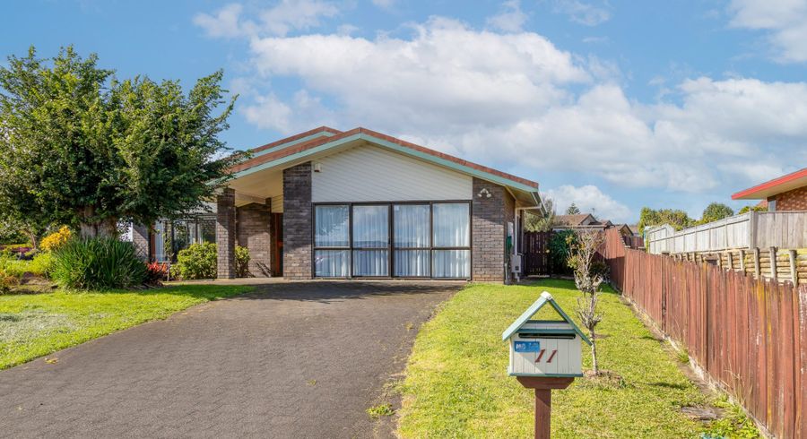  at 11 Marina Heights, Half Moon Bay, Auckland