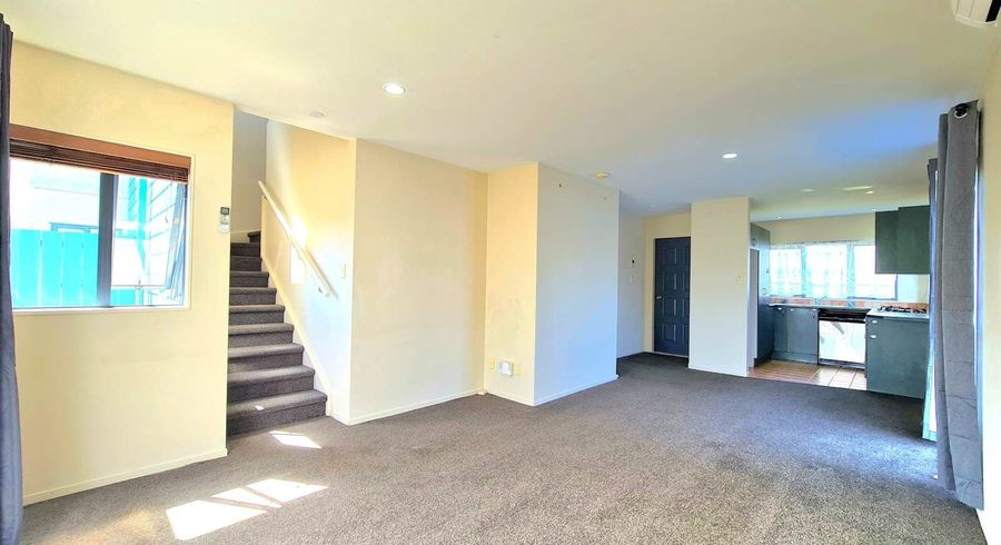  at 1/42A Park Avenue, Papatoetoe, Manukau City, Auckland