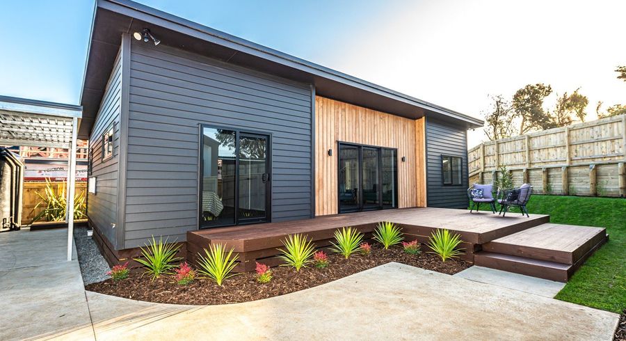  at 99 and 99A Devon Road, Springvale, Whanganui, Manawatu / Whanganui