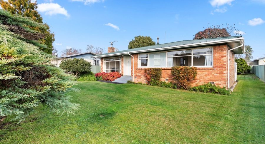  at 63 Noel Street, Leamington, Cambridge