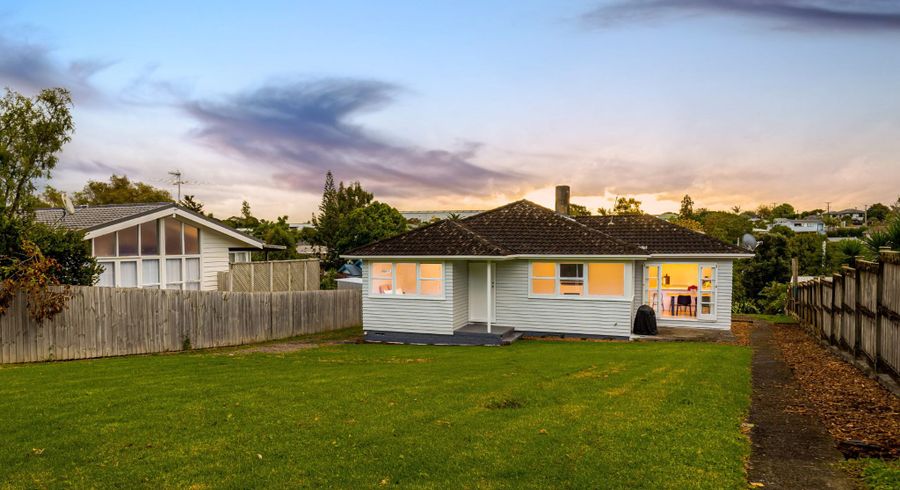  at 24 Gill Avenue, Te Atatu Peninsula, Auckland