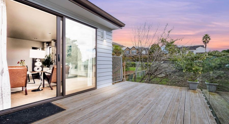  at 22  Bartells Drive, Goodwood Heights, Manukau City, Auckland