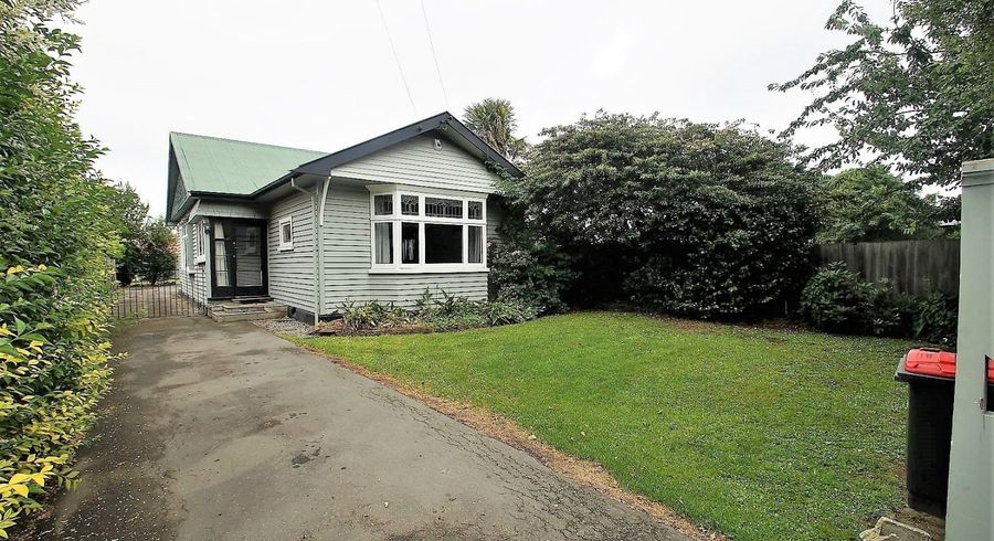  at 4 Edward Avenue, Edgeware, Christchurch City, Canterbury