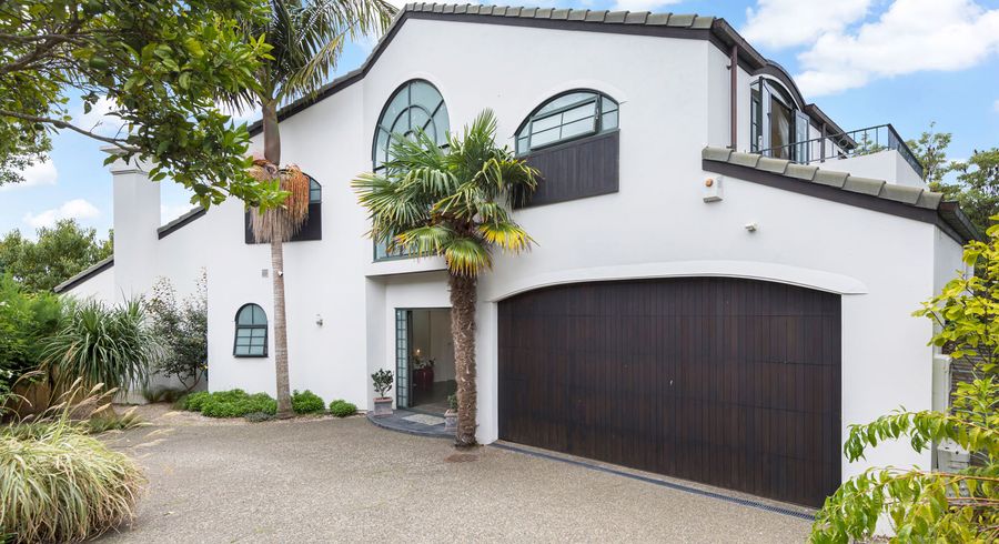  at 2/8 Tui Glen Road, Birkenhead, Auckland