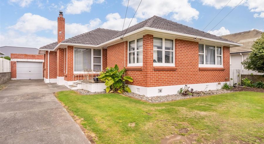  at 222 Taita Drive, Avalon, Lower Hutt, Wellington