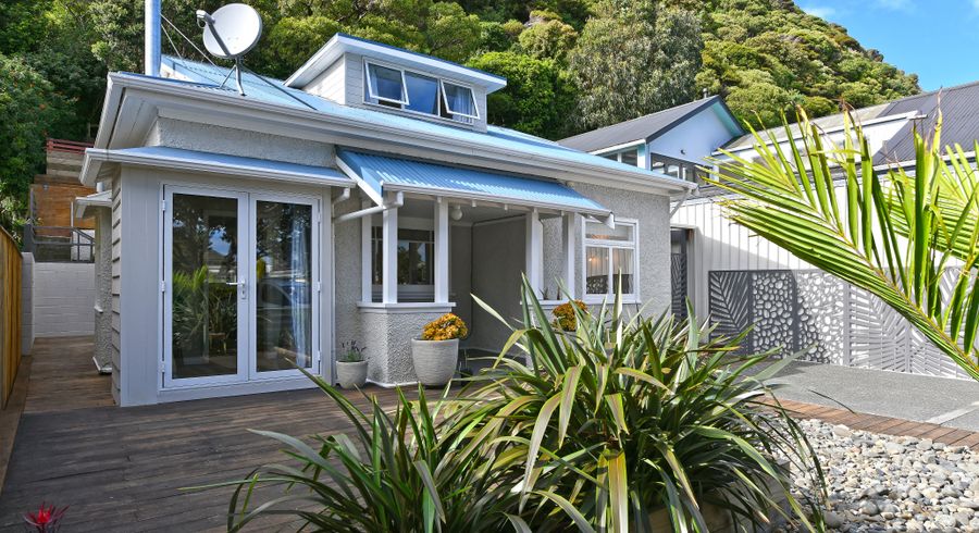 at 221 Muritai Road, Eastbourne, Lower Hutt