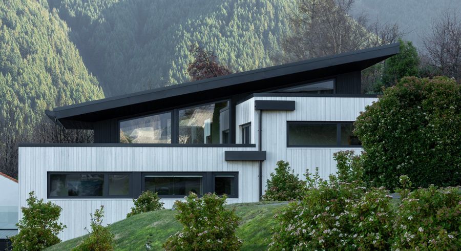  at 52 Suburb Street, Queenstown Hill, Queenstown-Lakes, Otago