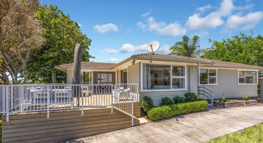  at 17 Advene Road, Cockle Bay, Auckland