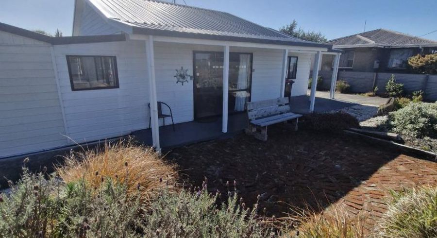  at 44 Leader Street, Riverton