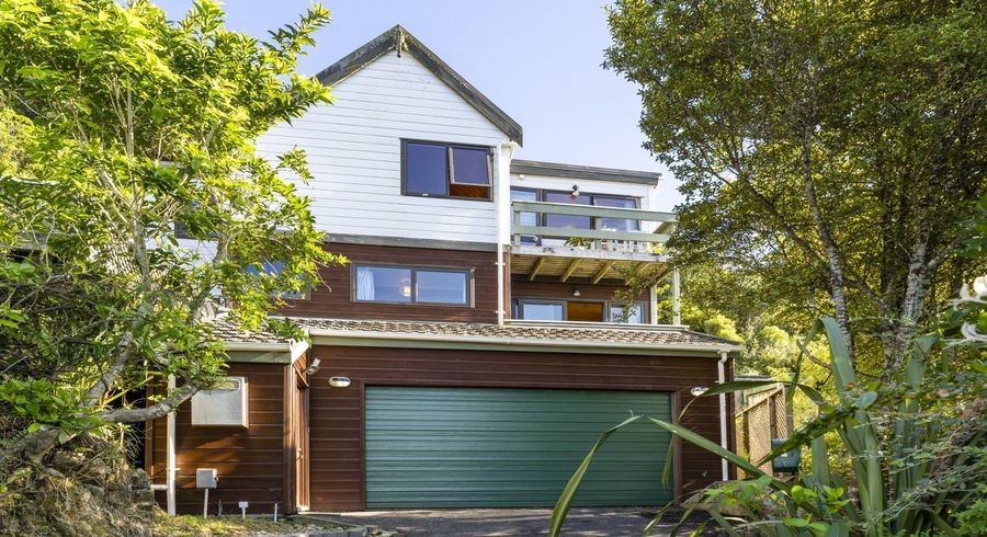  at 27 Hauraki Street, Karori, Wellington