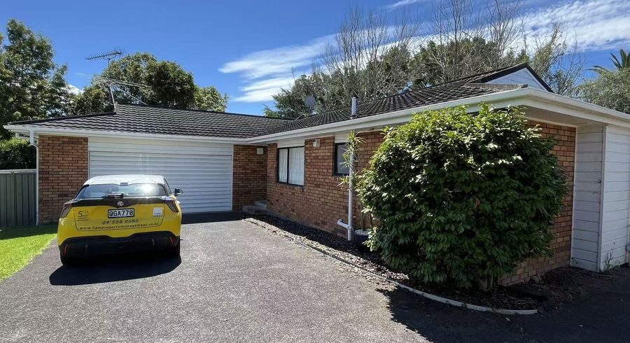  at 119 Botany Road, Botany Downs, Manukau City, Auckland