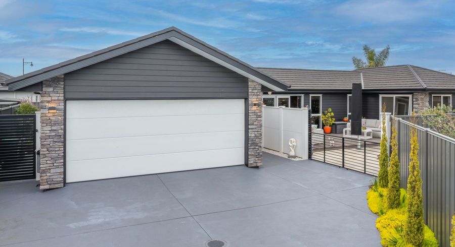  at 8 Rakaia Way, Poraiti, Napier