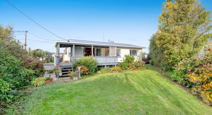  at 6 Parakai Avenue, Parakai, Helensville