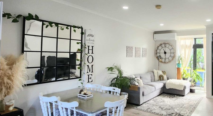  at 47/1 Ambrico Place, New Lynn, Waitakere City, Auckland