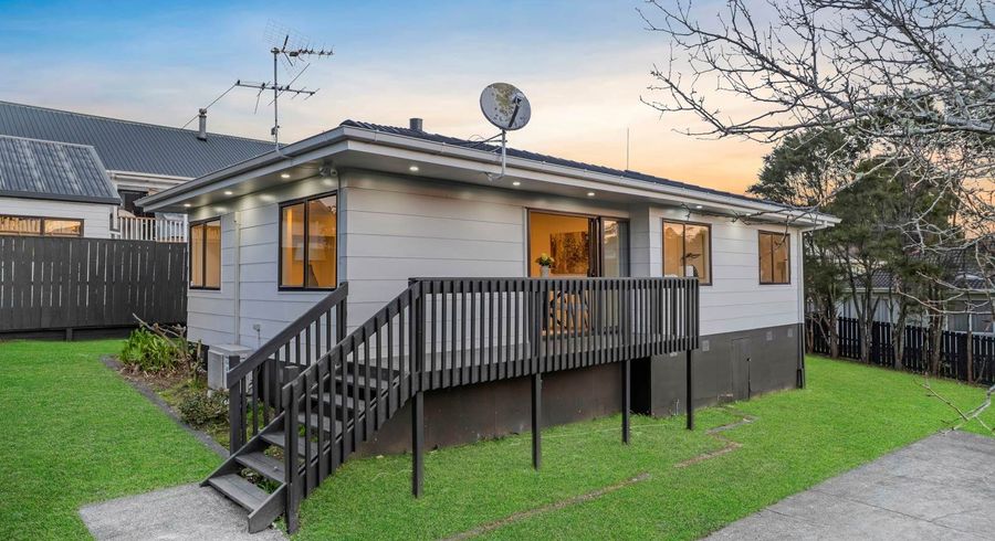  at 20 Posa Avenue, Henderson, Waitakere City, Auckland