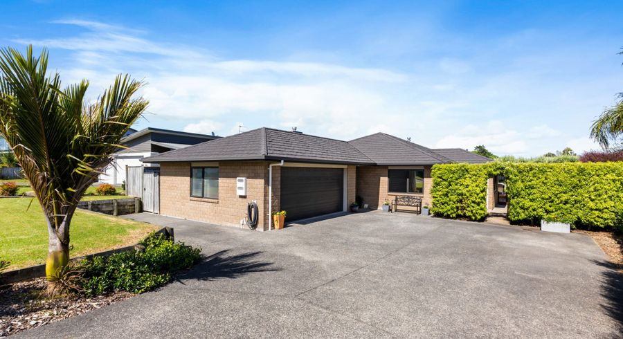 at 28 Columbia Crescent, Beachlands, Manukau City, Auckland