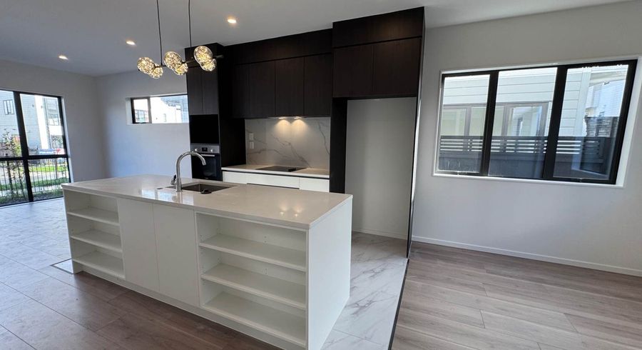  at 3 Greenbrier Street, Westgate, Waitakere City, Auckland