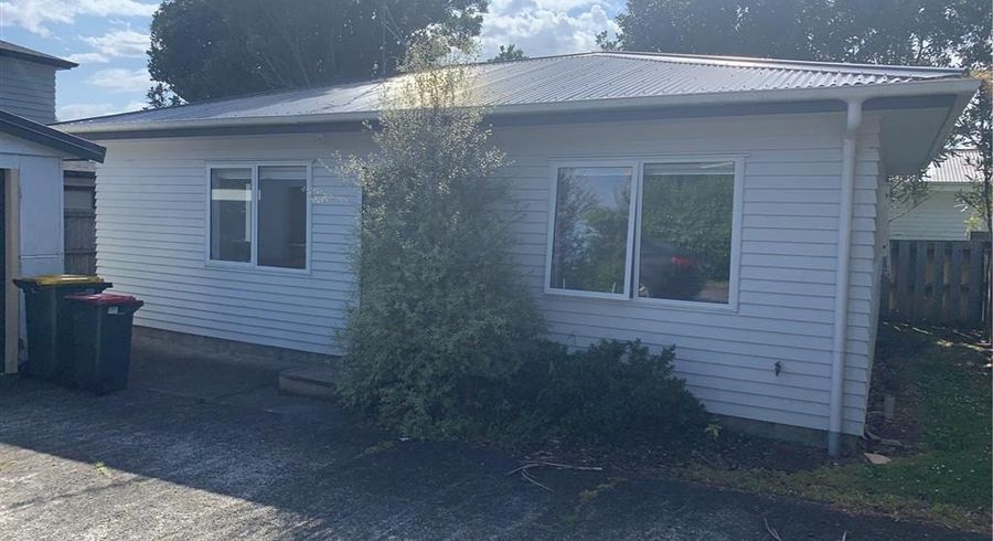  at 16a Evans Road, Weymouth, Manukau City, Auckland