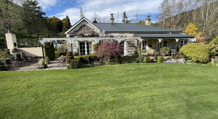  at 2211 Winchester-Hanging Rock Road, Pleasant Point, Timaru, Canterbury