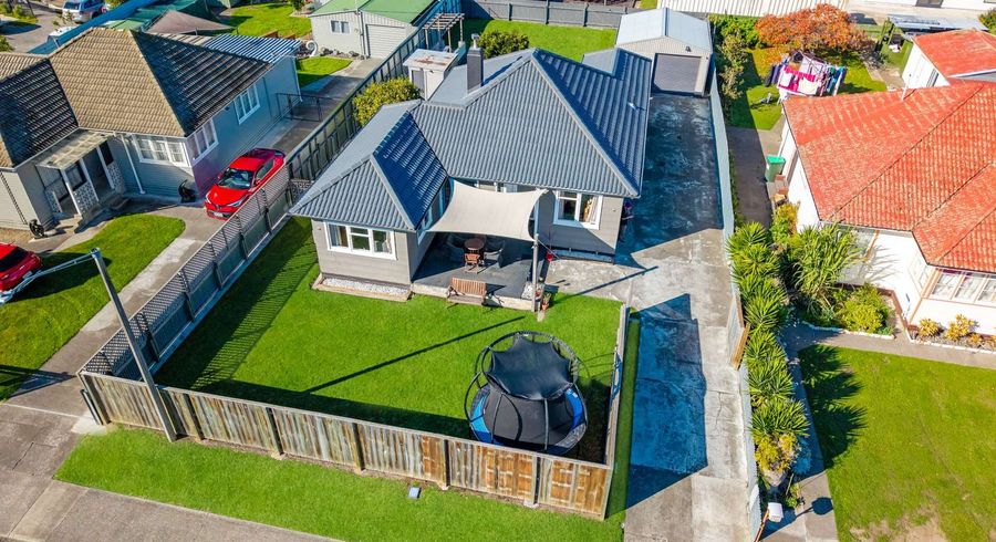  at 1009 Kauri Street, Mahora, Hastings