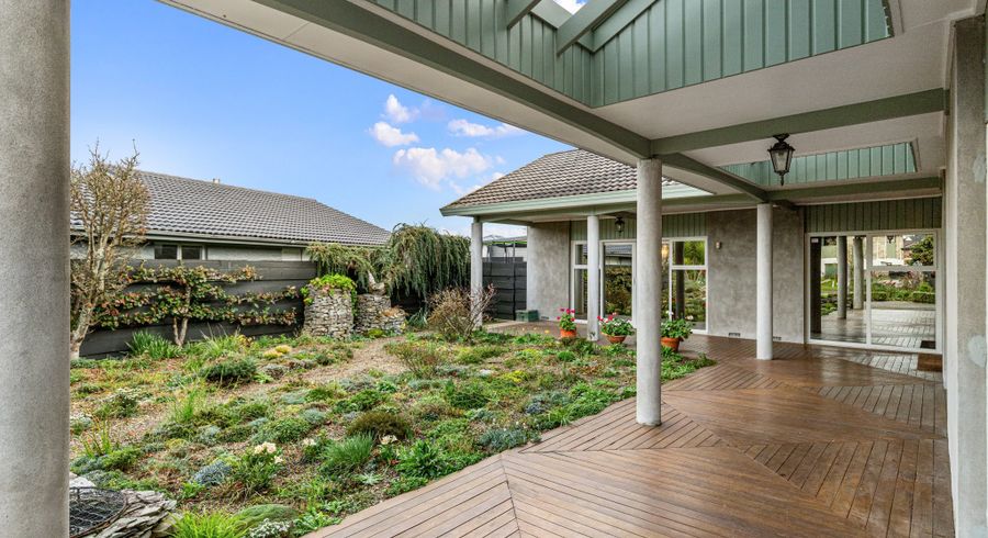  at 9 Upham Place, Chartwell, Hamilton